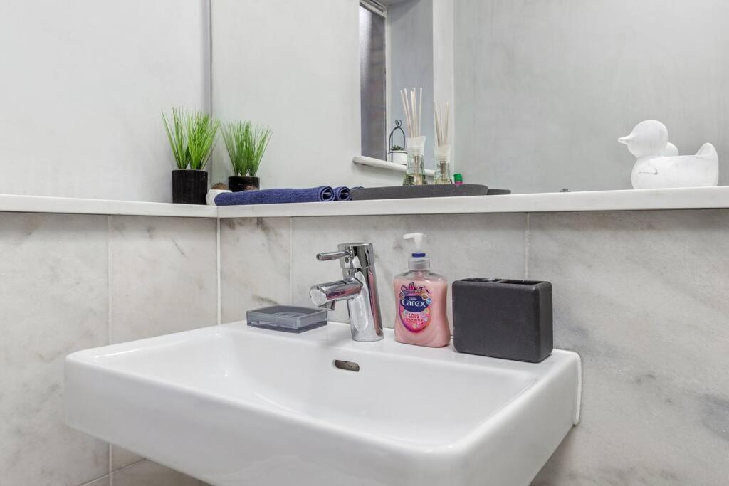 Apartamento Sleep4 In Heart Of Fitzrovia Near Oxford Cl6 Londres Exterior foto
